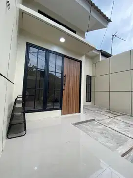 Tinggal Bawa Koper! Rumah Lengkap + Bonus Siap Huni di Bekasi Kota