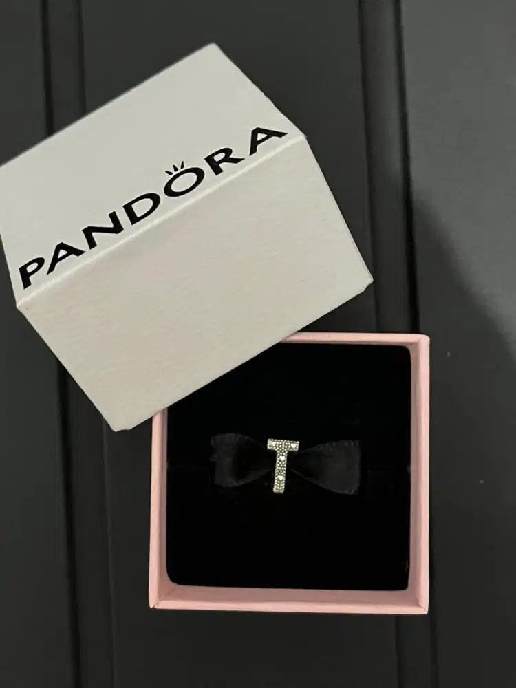 wts preloved charm pandora original