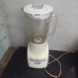 Blender philips HR2116