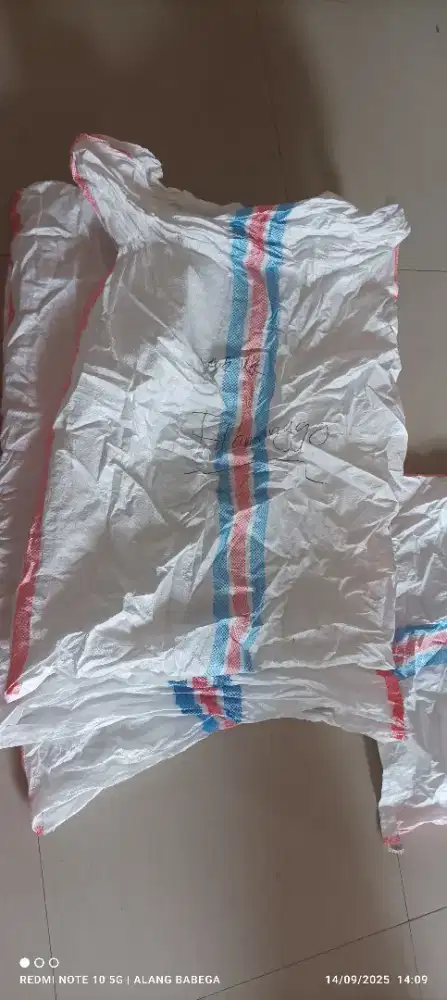 KARUNG JUMBO 115X75 cm