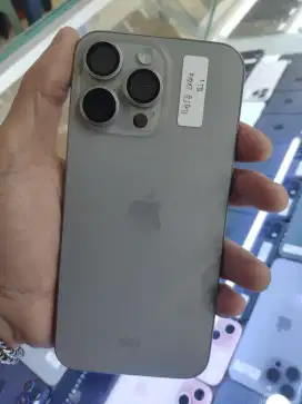 iphone 15 promax 1tb bh 83 mulus no minus 
lengkap box dan kabel data