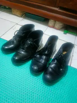 Sepatu PDH size 42