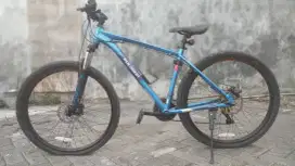 Sepeda Gunung Polygon Cascade 2 – Kondisi Terawat, Siap Gowes !