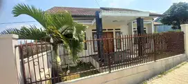 Dijual Rumah Di Ngamprah Bandung Barat, Nyaman Bernuansa Villa