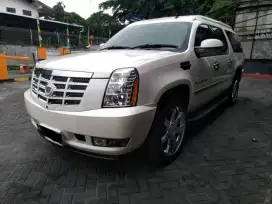 Cadillac Escalade At 6.2 V8 th 2012