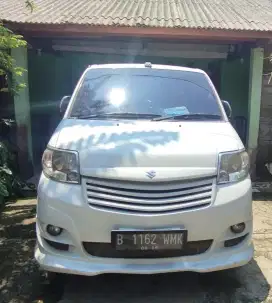 Apv Luxury 2011
