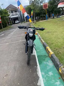 Kawasaki KLX SM 2023/2024