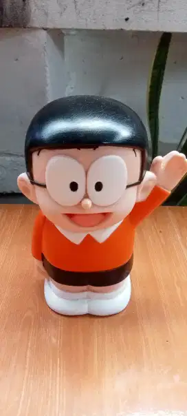 Celengan karakter