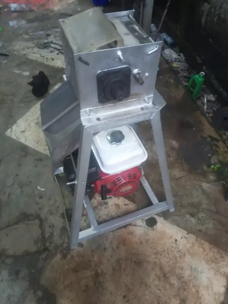 Mesin parud kelapa