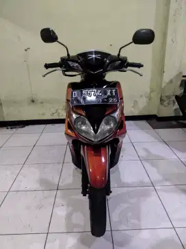 Yamaha Xeon carbu 2010