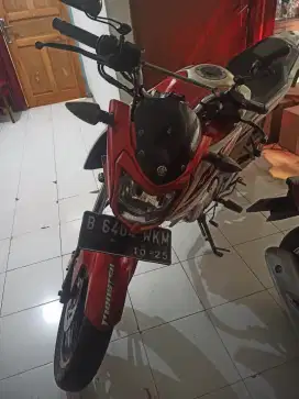 Yamaha vixion merah putih