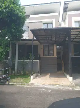 Dijual Rumah Siap Huni diModern Golf Town House, ModernLand, Tangerang