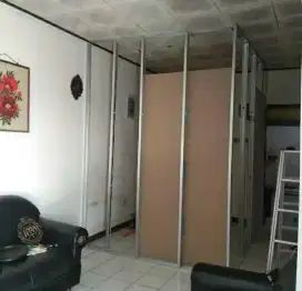 Dinding partisi gypsum atau kalsyboard