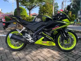 Yamaha R15 V3 2017 Monster energy