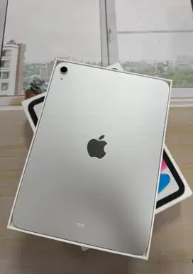 iPad Gen 11 128 Silver iBox Wifi Only Garansi On