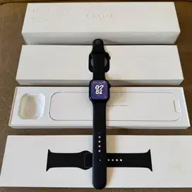 Apple Watch Series 8 41mm Fullset Mulus LIKE NEW