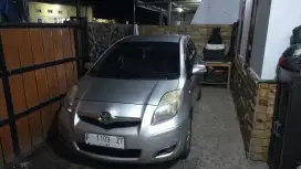 Yaris J A/T 2009