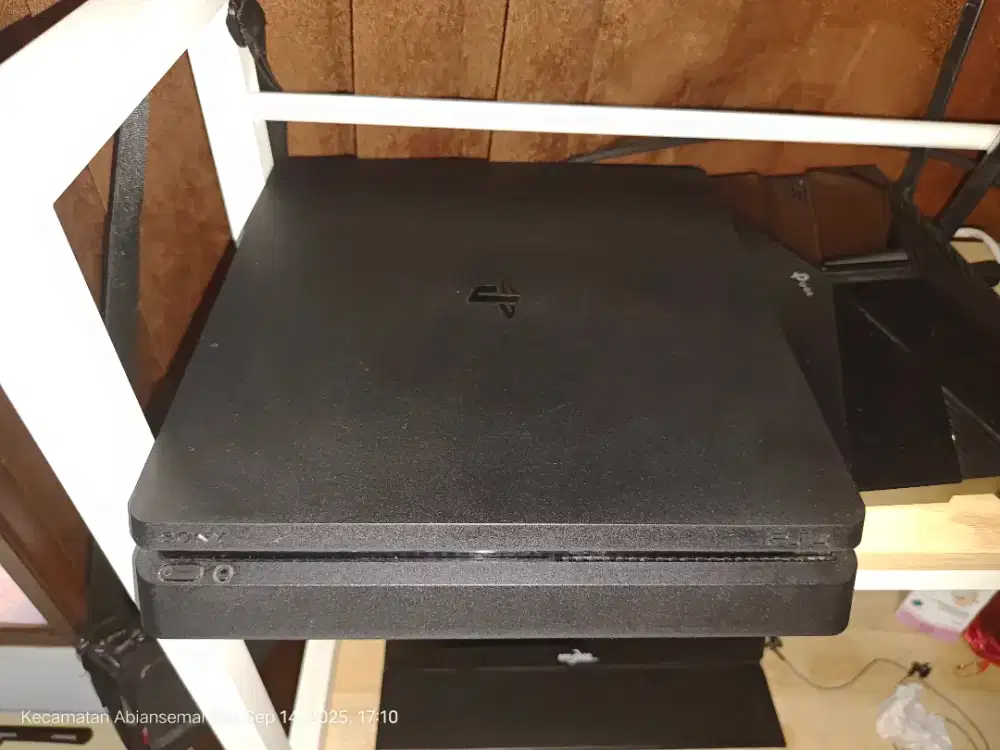 PS4 Slim H E N 1TB FW 12.05