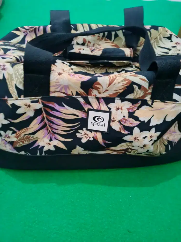 Tas Traveling merek Rip Curl original