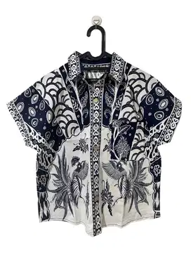 Baju Batik Kemeja Lengan Pendek Motif Burung & Flora