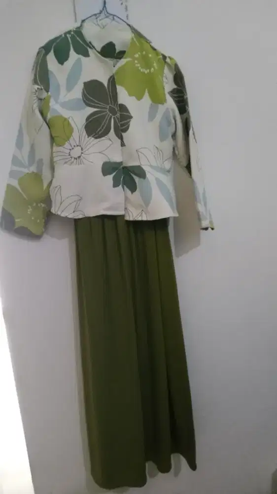 Dress + blazer motif