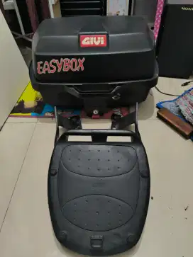 Box motor touring