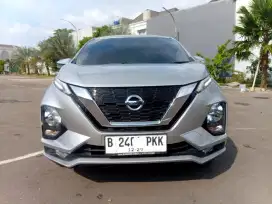 Livina vl [ km 24.xxx ] matic 2019