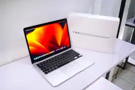 MacBook Air M1 2020 13inch.RAM8GB.SSD256GB iBox
