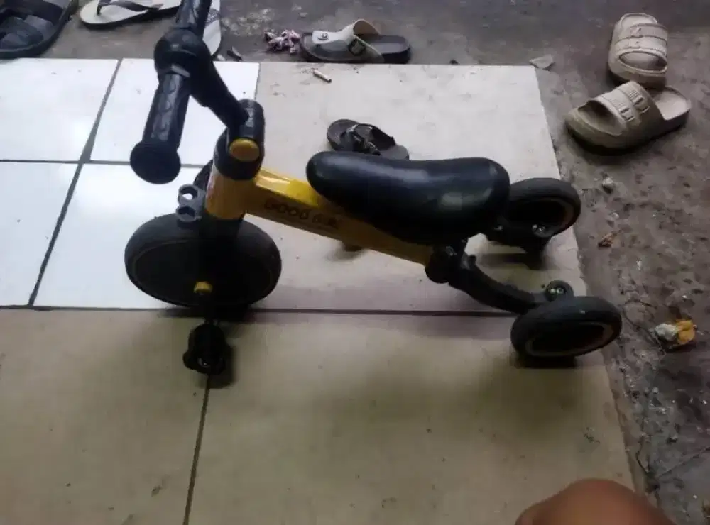 Sepeda anak roda 3