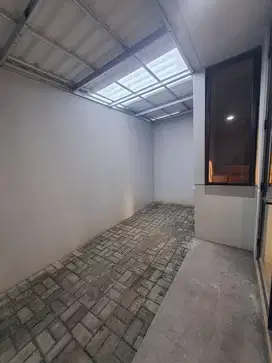 Disewakan rumah cluster 2 lantai Karawaci termurah strategis siap huni