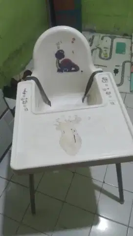 Kursi makan bayi / baby chair