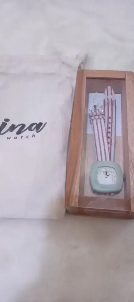 Original jam kayu ina watch
