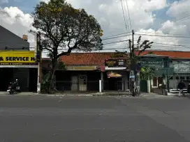 Dijual cepat RUMAH di Mainroad Kopo Bihbul (Jl. Kopo Sayati No 221)
