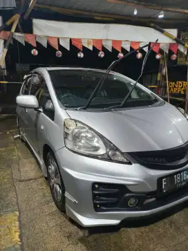 Honda jazz tipe s 2011 modif mugen