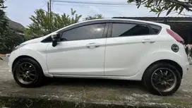 Ford Fiesta 2011 Bensin