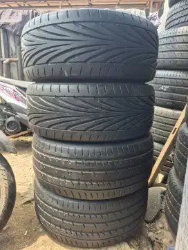 Ban copotan Toyo Proxes T1sport 235/35 R19 245/35 R19 80% 2020..4pcs