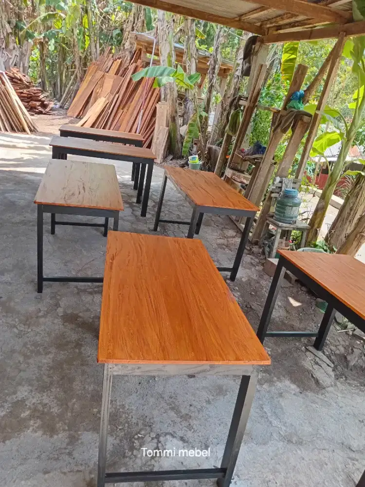 Meja warung kedai