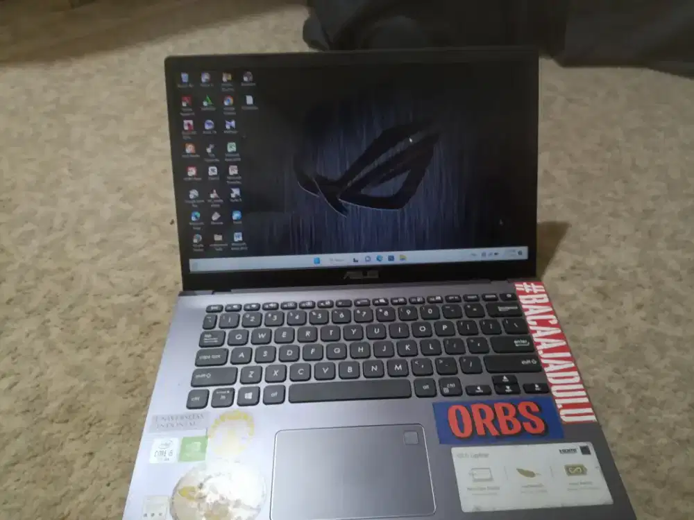 Laptop asus/Intel core i5 gen 10/ram 4/64 bit