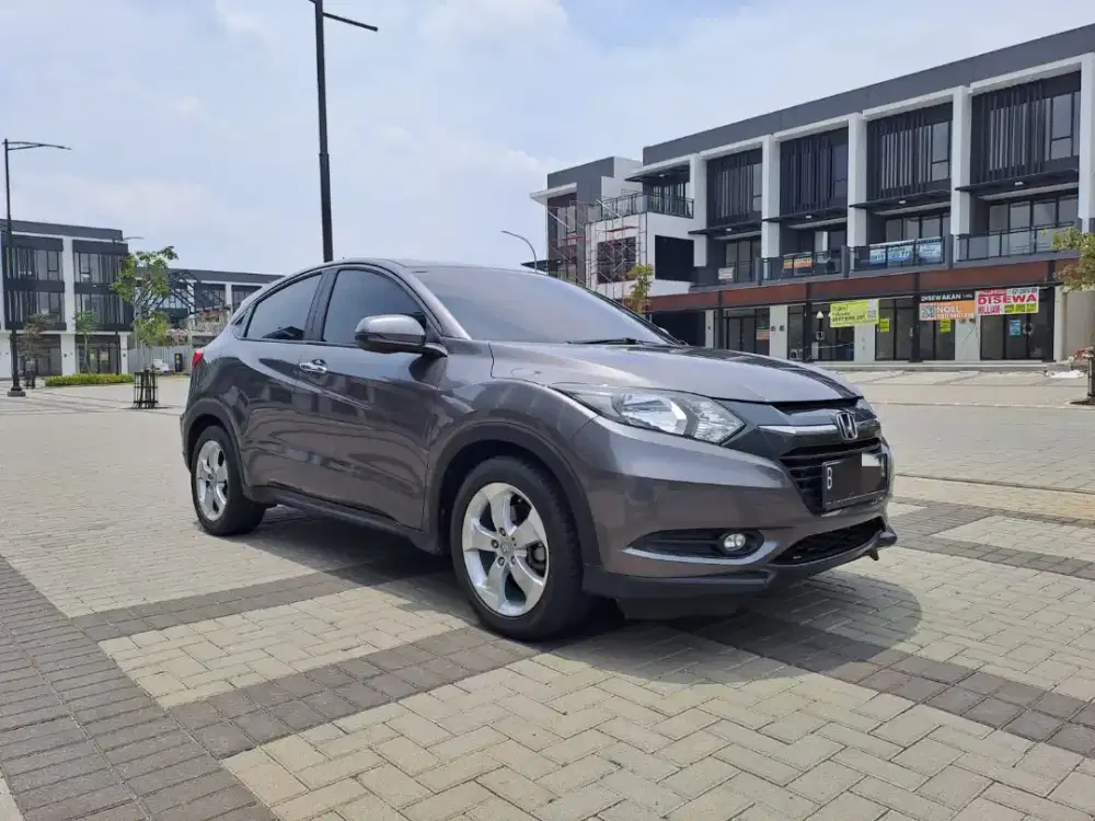 Honda HRV 1.5 E at 2016 Low km