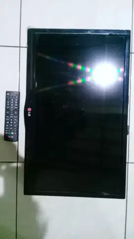 Tv LED LG 22 in (BU hari ini)