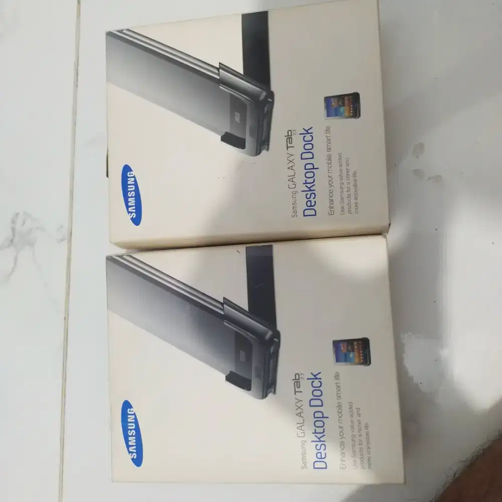 SAMSUNG ORIGINAL GALAXY TAB7.7 DESKTOP DOCK