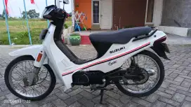 Suzuki Crystal 1990 asli putih hitam tembus BPKB
