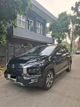 (Harga Cash) Xpander Cross Premium Package AT 2022 2023 Hitam