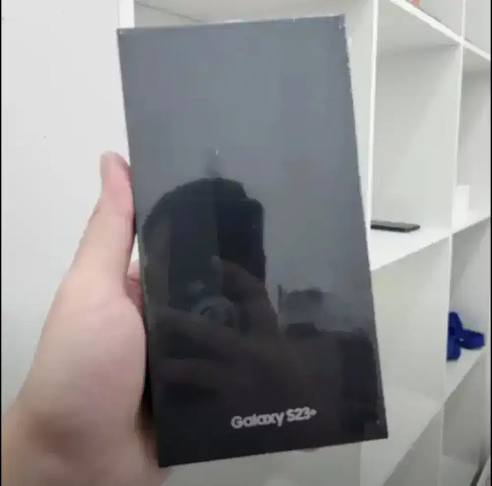 Samsung Galaxy S23 Plus + - S23+ 8/256 Black BNIB Resmi SEIN