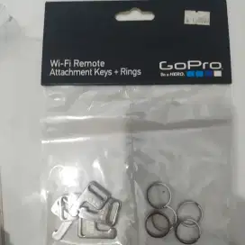 GOPRO ORIGINAL WIFI REMOTE ATTACHMENT KEYS+RINGS
