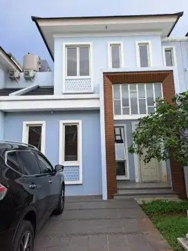 Disewakan Rumah Suvarna Sutera