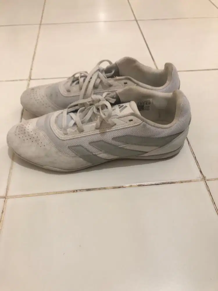 Sepatu adidas predator size 44