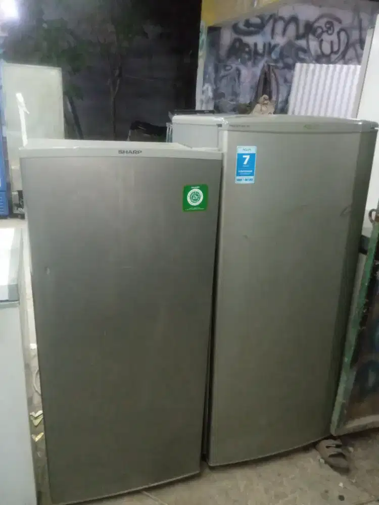 Ready 2 Unit Freezer Rak 6 Ambal Merk Sharp & Aqua