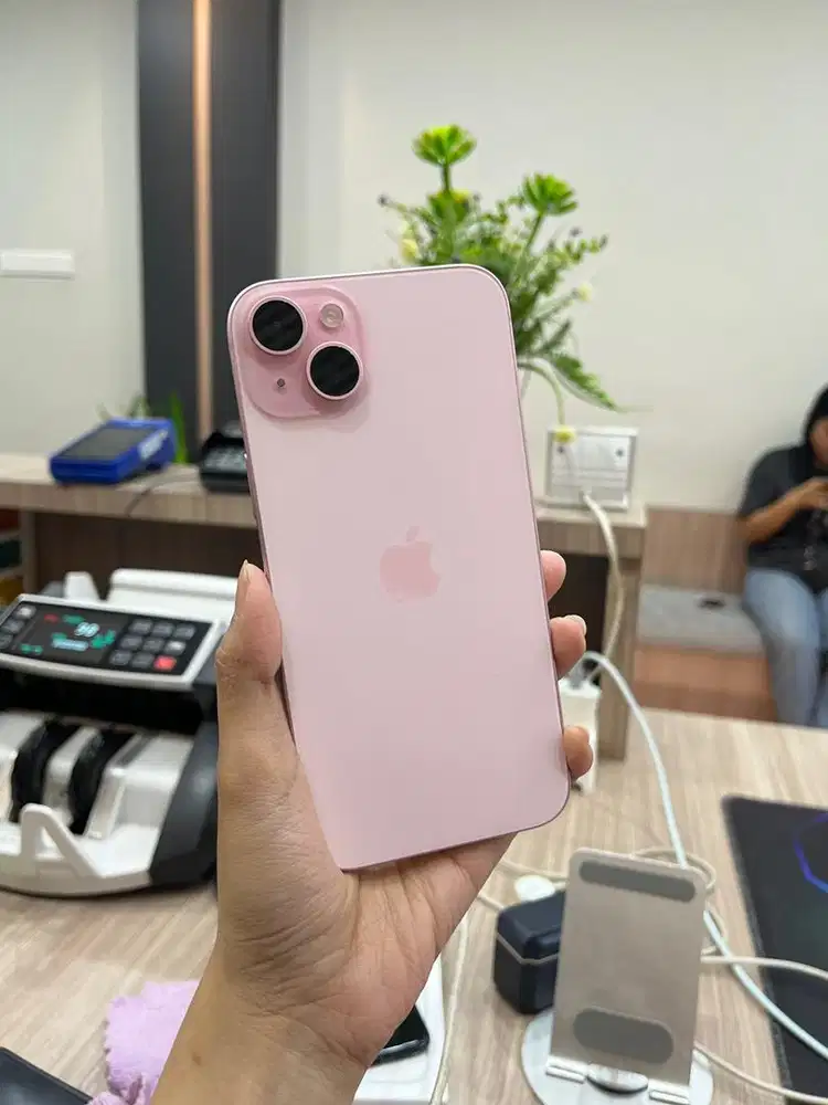 IPHONE 15PLUS 128 PINK EX IBOX/SECOND RESMI