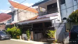 Rumah Rapi Siap Huni di Tebet Dalam Jakarta Selatan